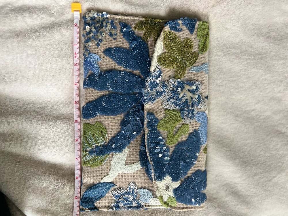 Floral Sequin Embroidered Envelope Clutch Purse